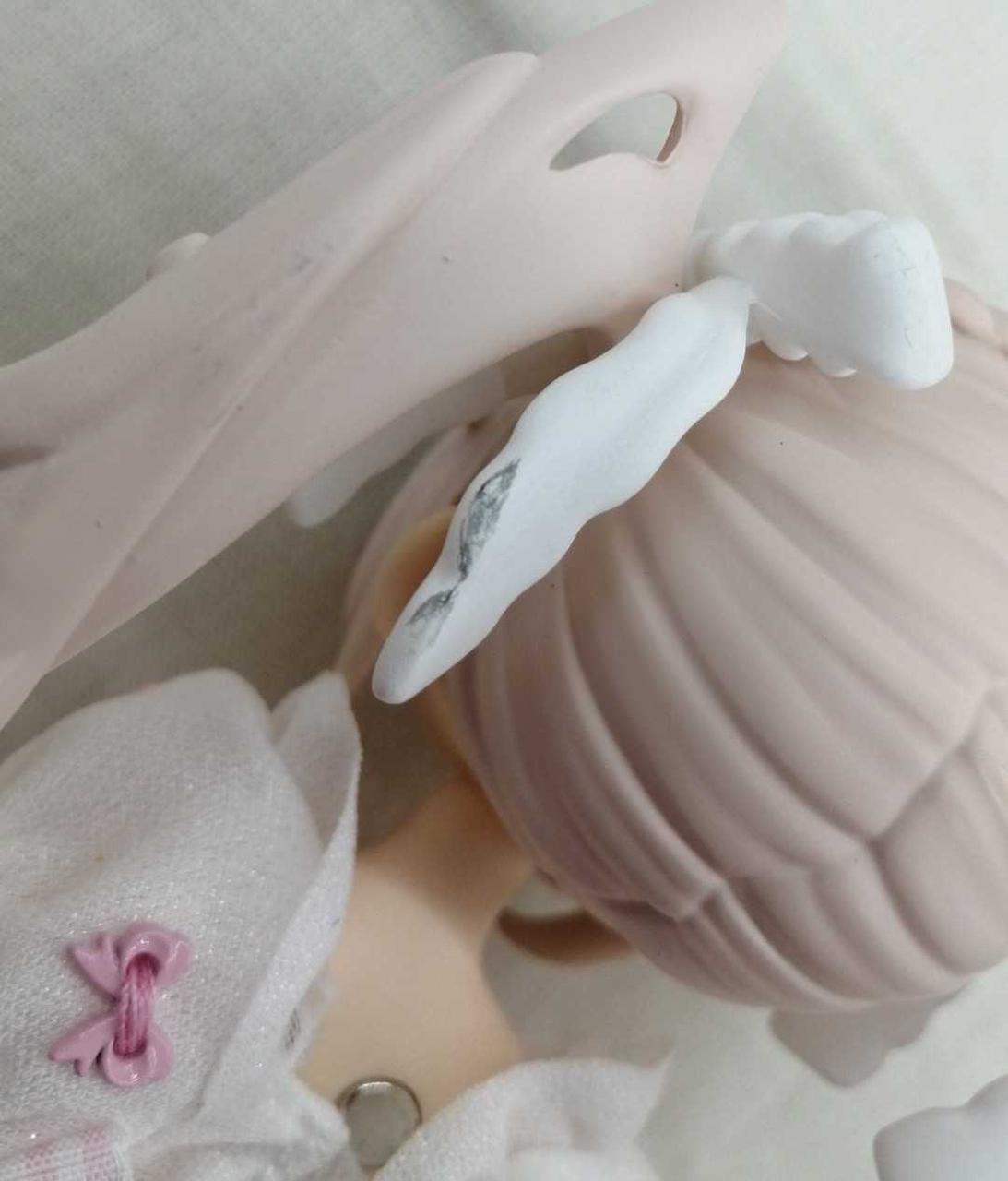 髪飾り汚れあり