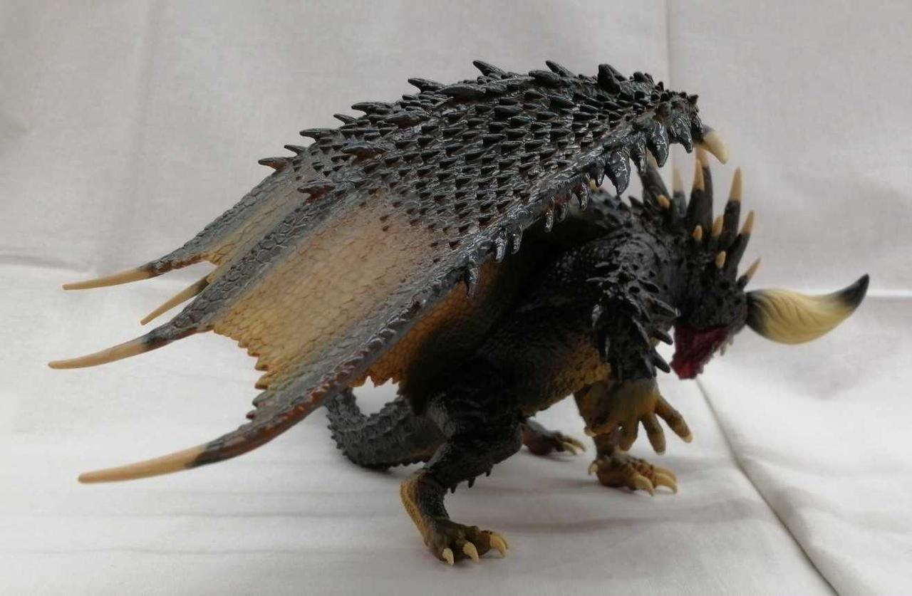 バンダイ(BANDAI)|一番くじ モンスターハンター:ワールド|【ハードオフ