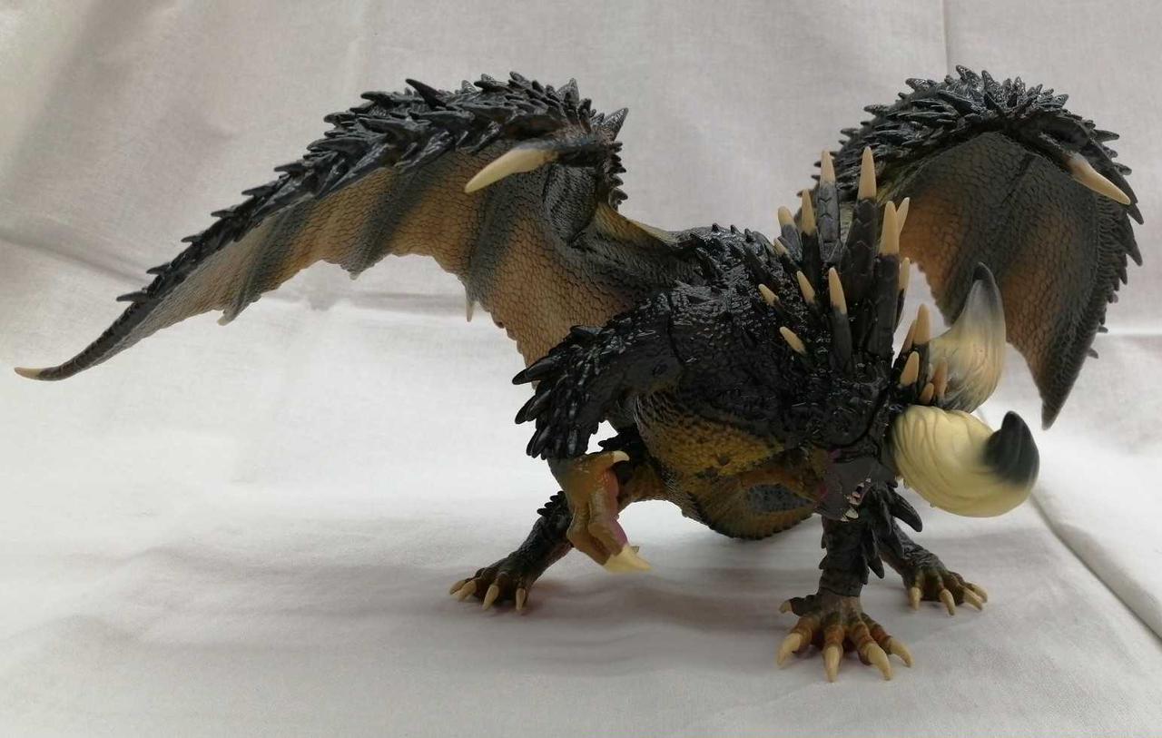 バンダイ(BANDAI)|一番くじ モンスターハンター:ワールド|【ハードオフ