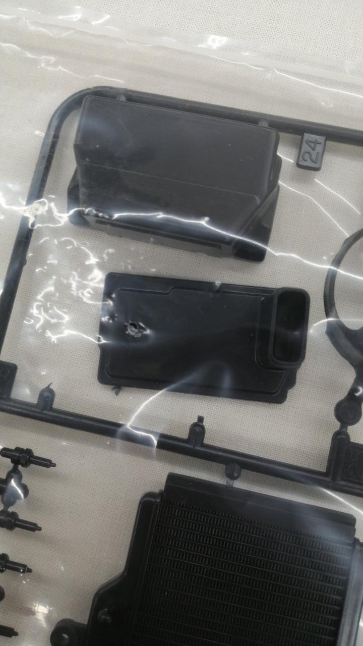 ランナーからパーツ外れあり