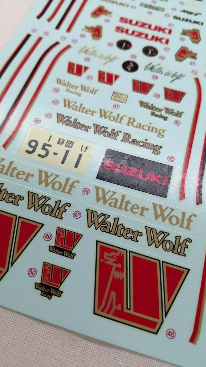 デカールイタミあり