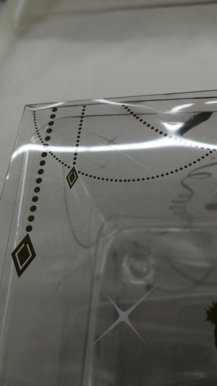 箱スレキズあり