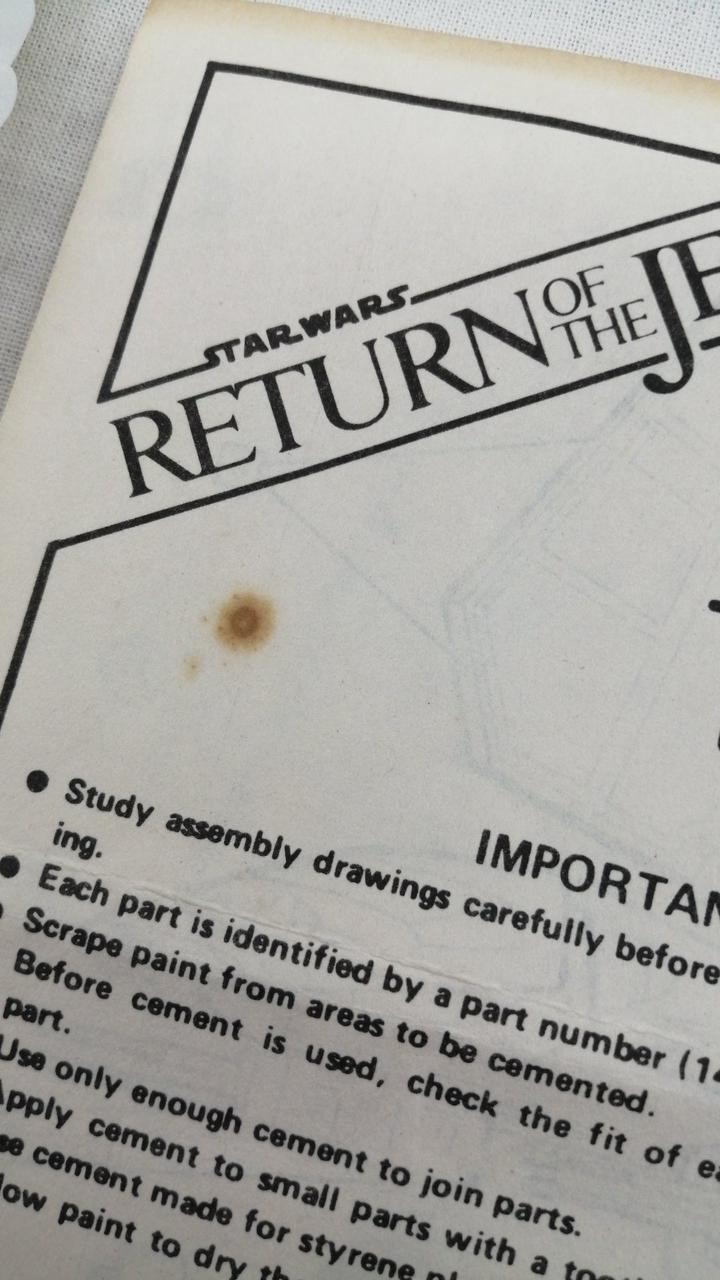 組立説明書シミあり