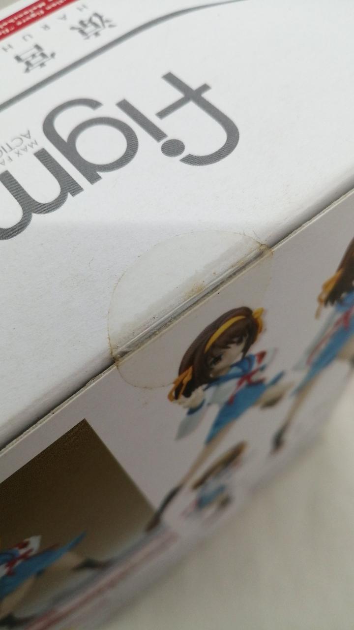 テープ部分：ヨゴレあり