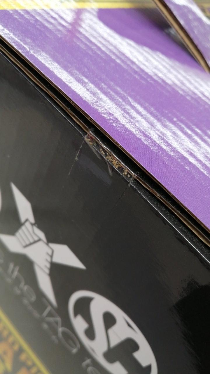 テープ部分汚れあり