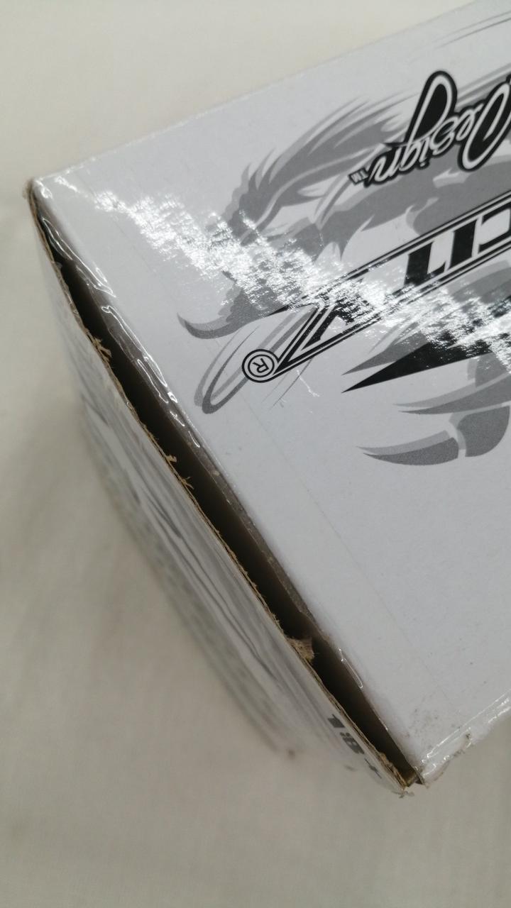 箱イタミあり