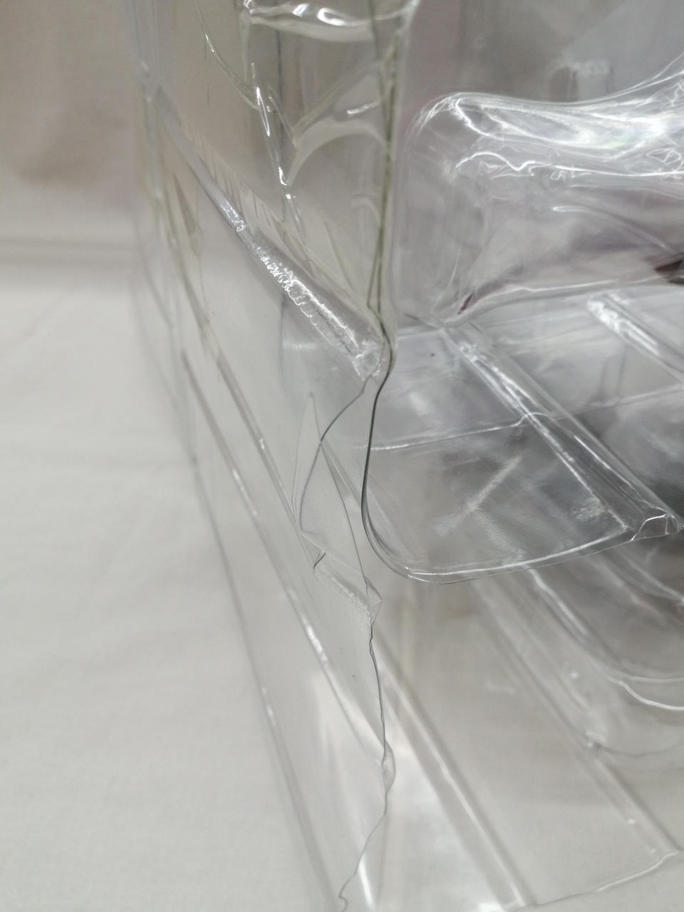 ブリスター割れあり