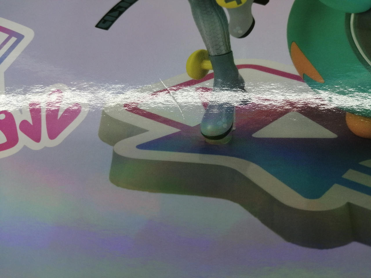 箱一部キズあり