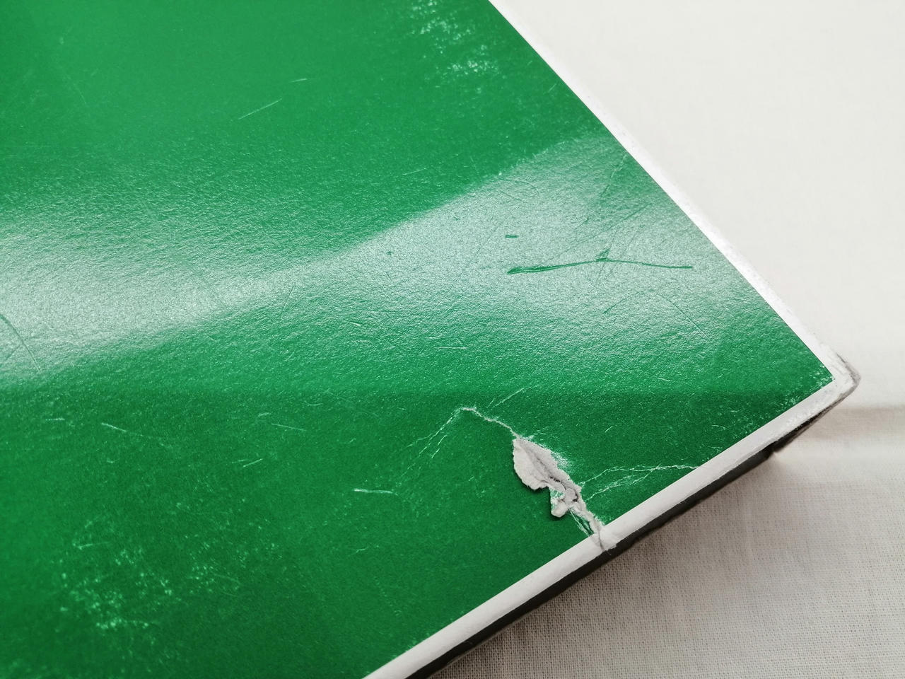 外箱イタミあり