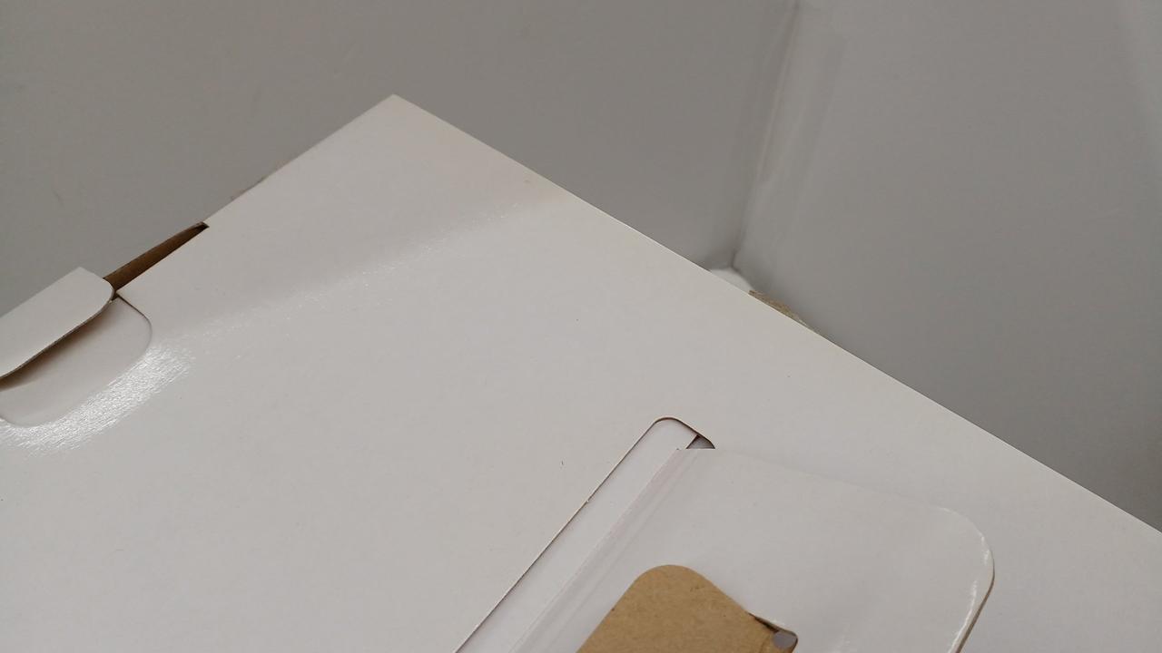 箱ヤケ・汚れあり
