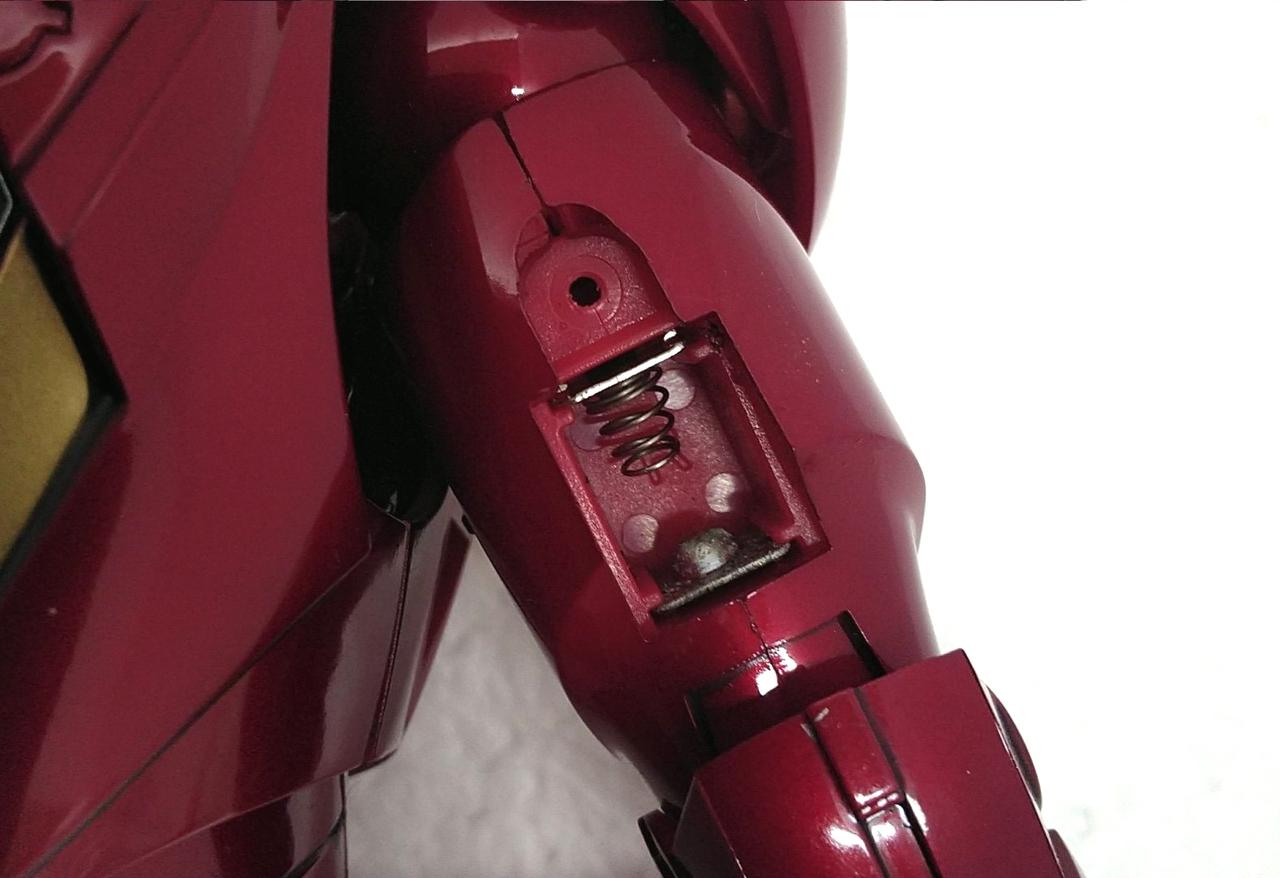 腕部電池ボックス錆びてます