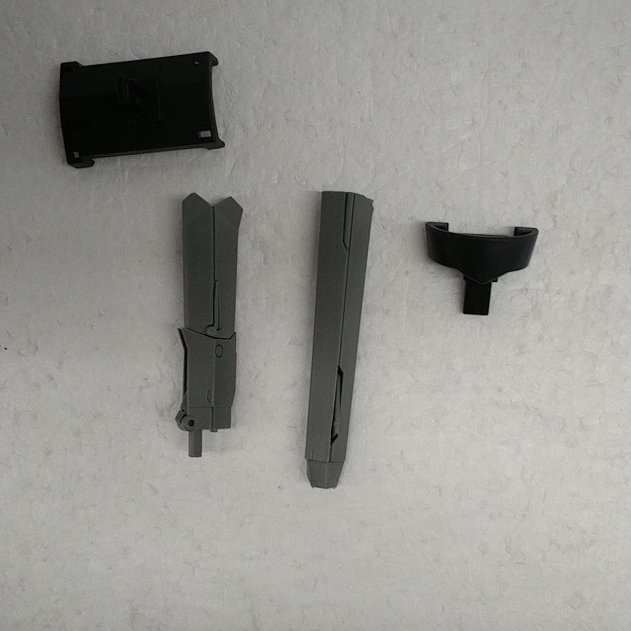 付属品は写真の物で全てです。