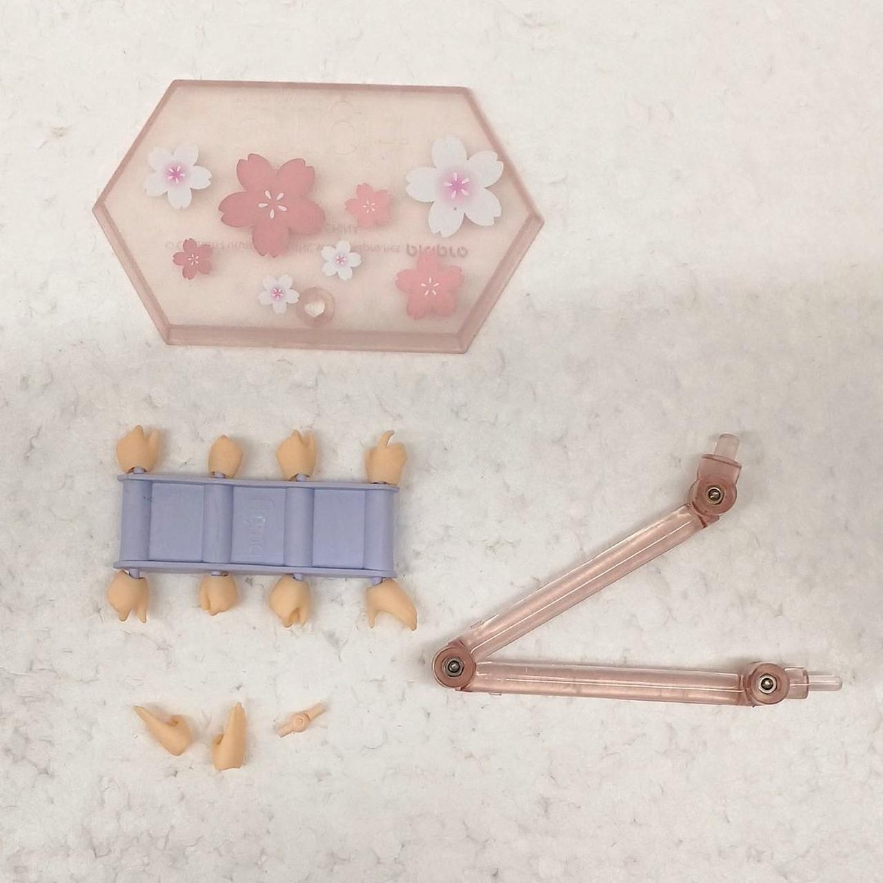 台座一部欠品