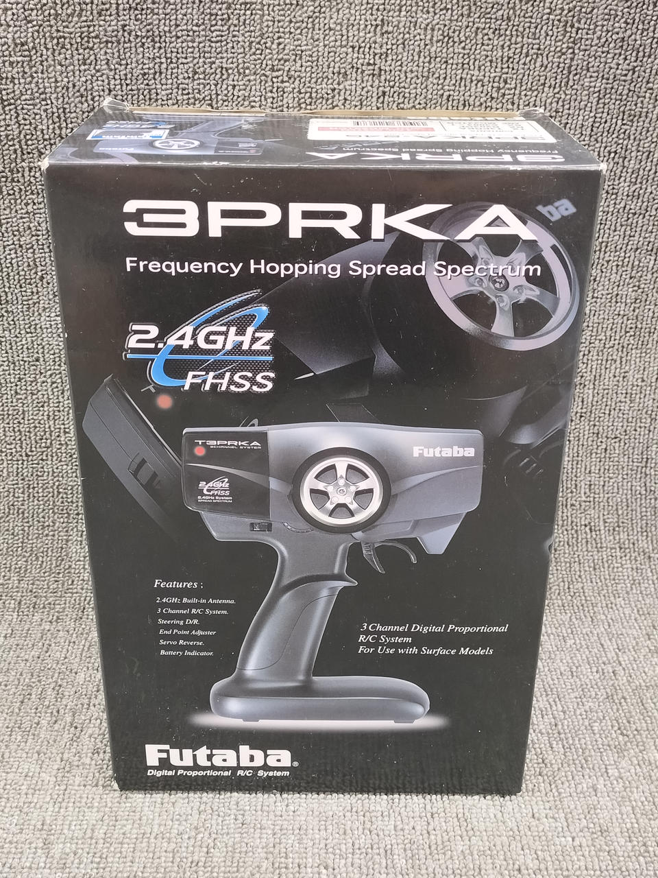 フタバ　3PRKA Amazon.com: Futaba 3PRKA 3-Channel 2.4GHz Radio FHSS System