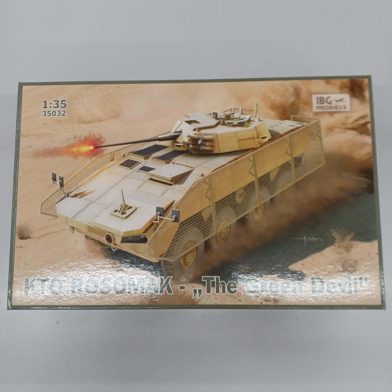 IBG(アイビージー)|ポ・ロソマク装輪装甲車 グリーンデビル