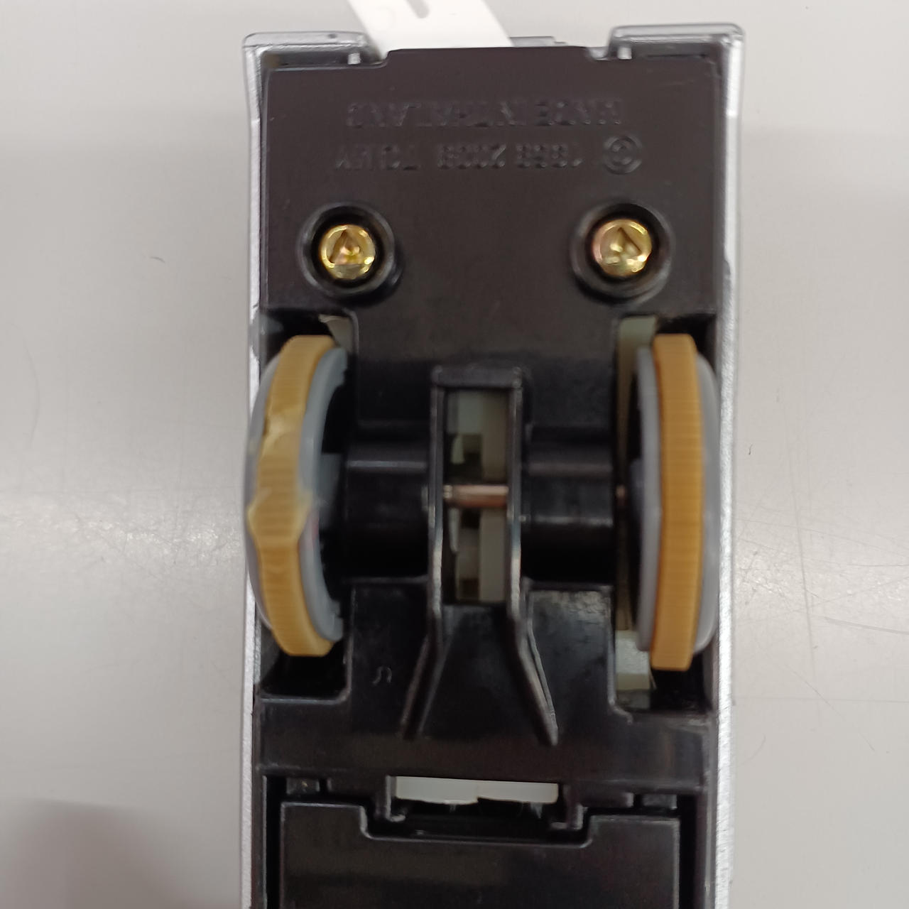 タイヤゴム劣化してます