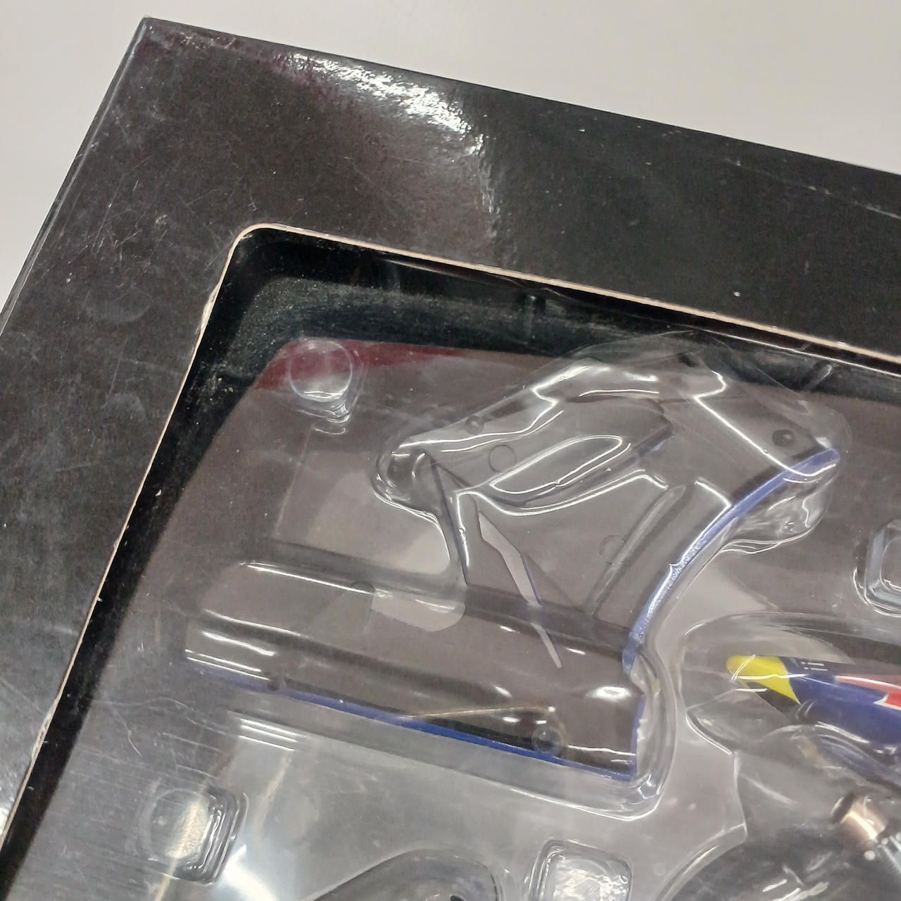 フィルムめくれあり