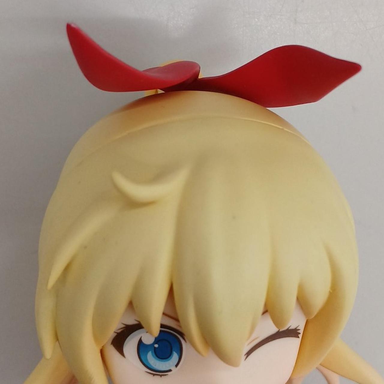 細かい汚れあり