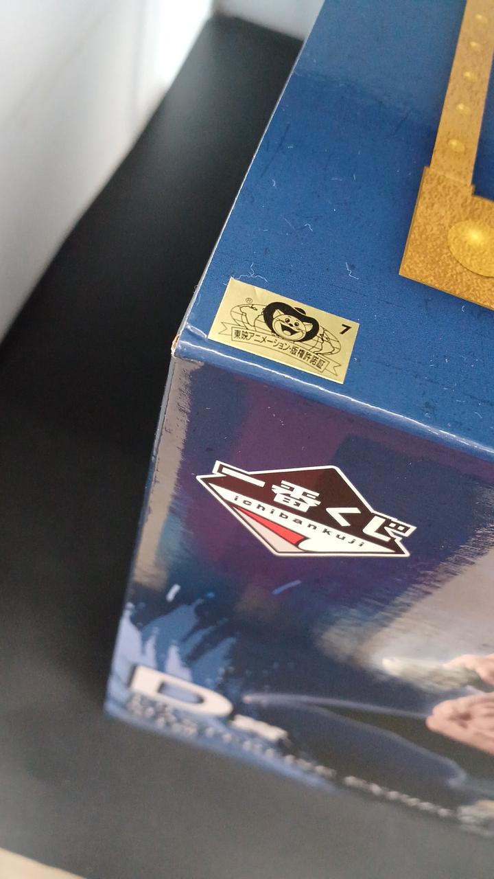 キズがあります。