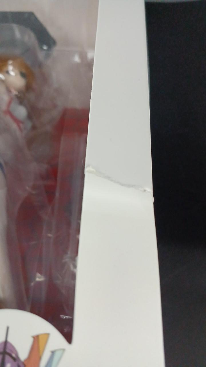 破れがあります。