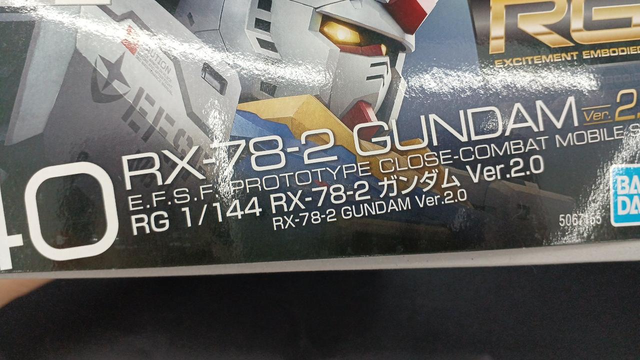 キズがあります。