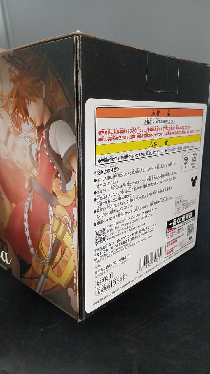 キズがあります。