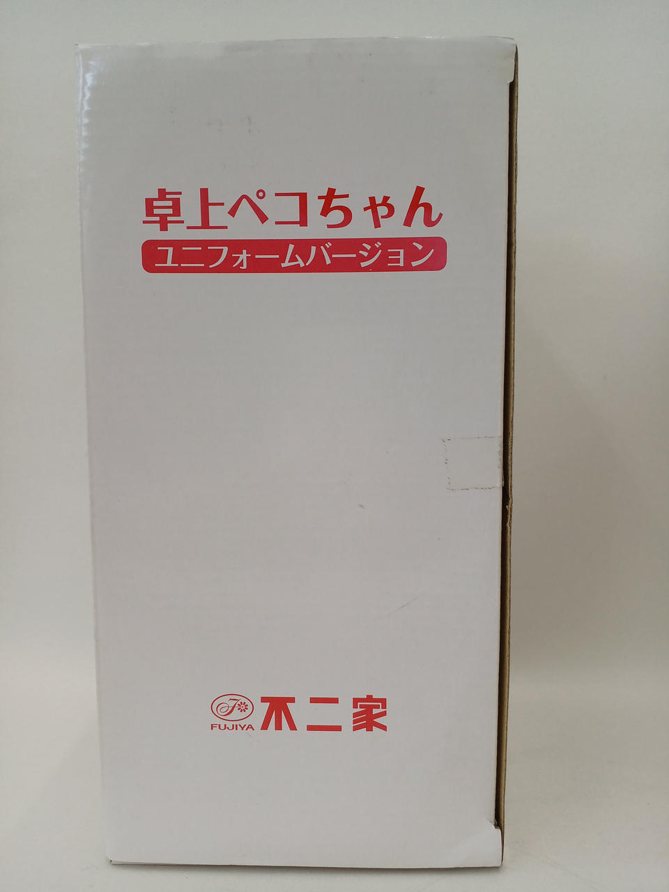 箱汚れ、傷みあり