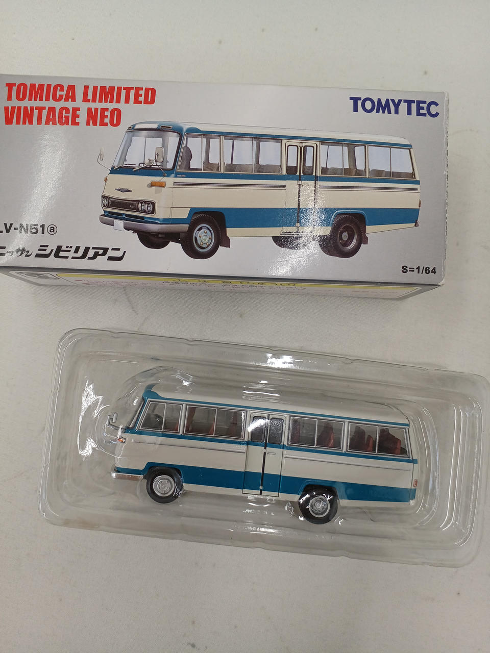 ブリスターに少し汚れあり