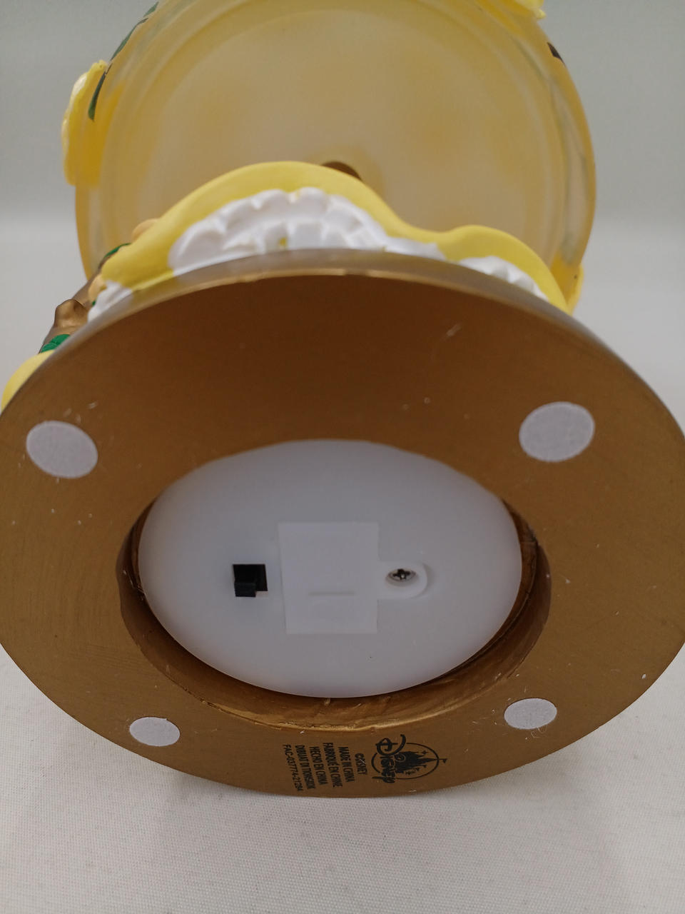 ボタン電池3個でライト点灯