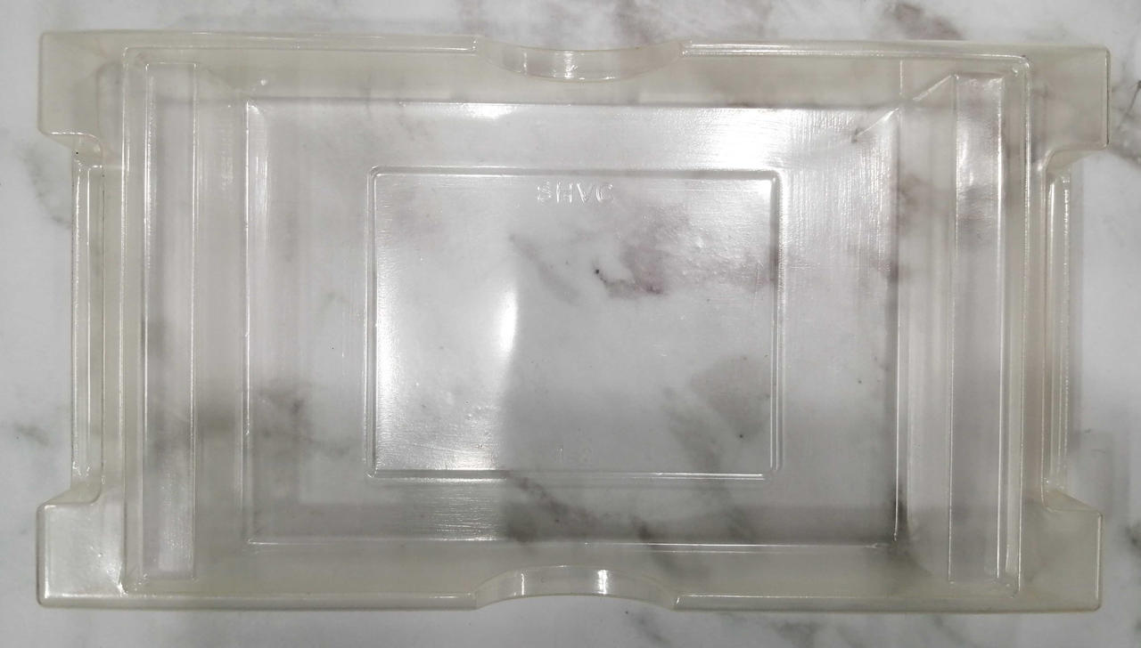 色ヤケヨゴレあり