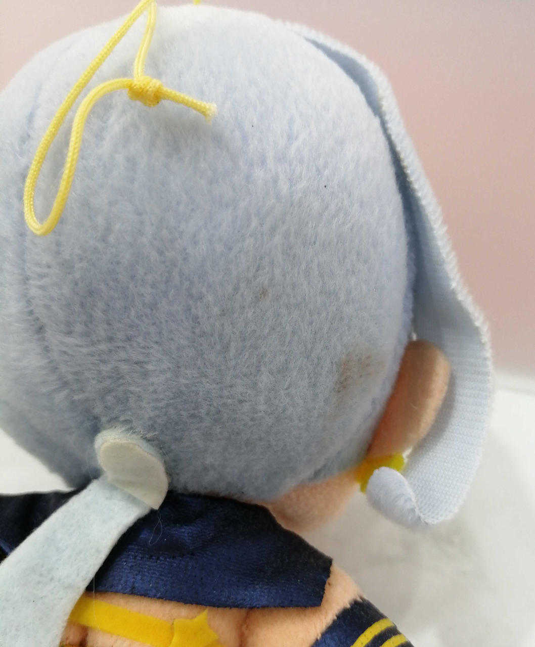 頭の後ろヨゴレあり