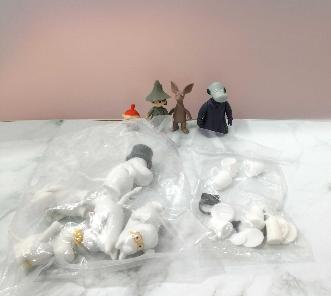 ムーミン一家と小物は未開封品