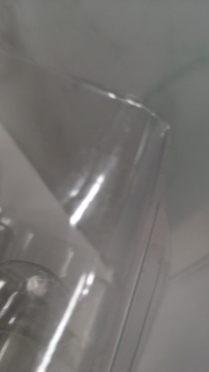 ブリスター割れあり