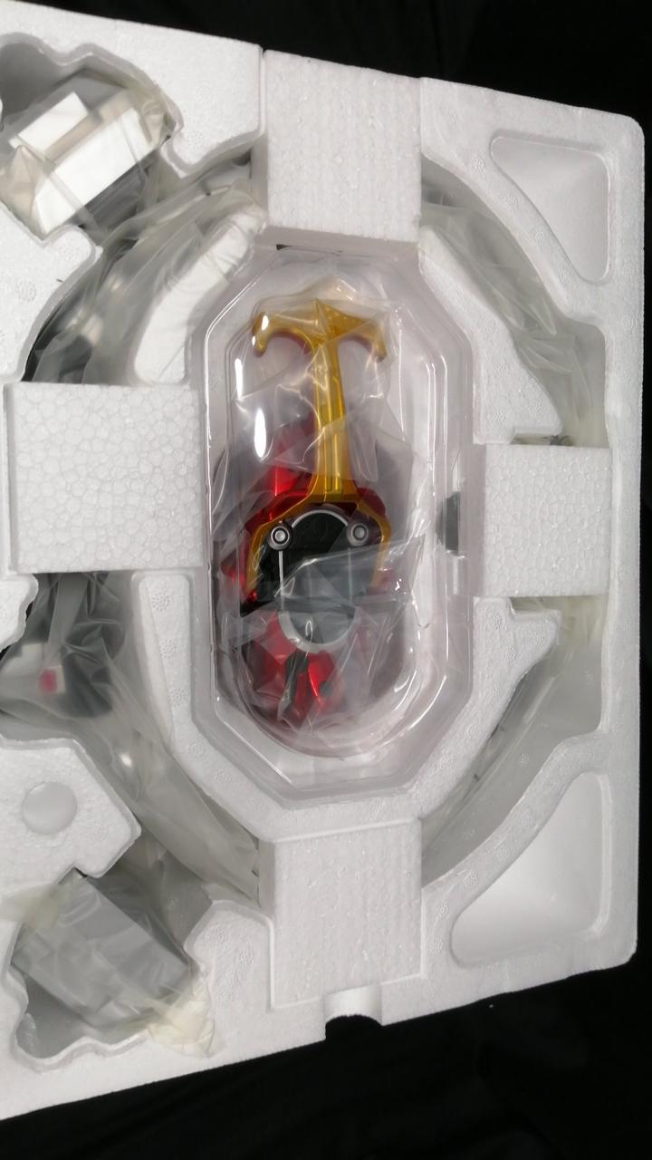 未開封品、撮影の為開封。未チェックです。