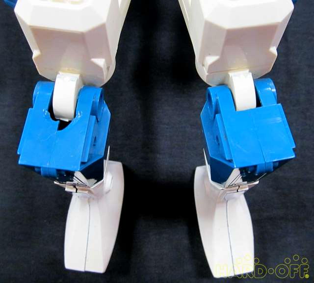 ガービン(右ひざの青プラ破損)