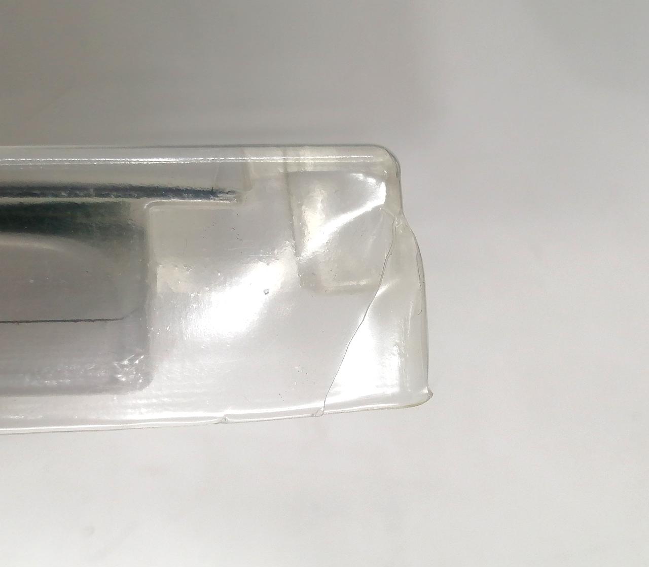 ブリスター破損