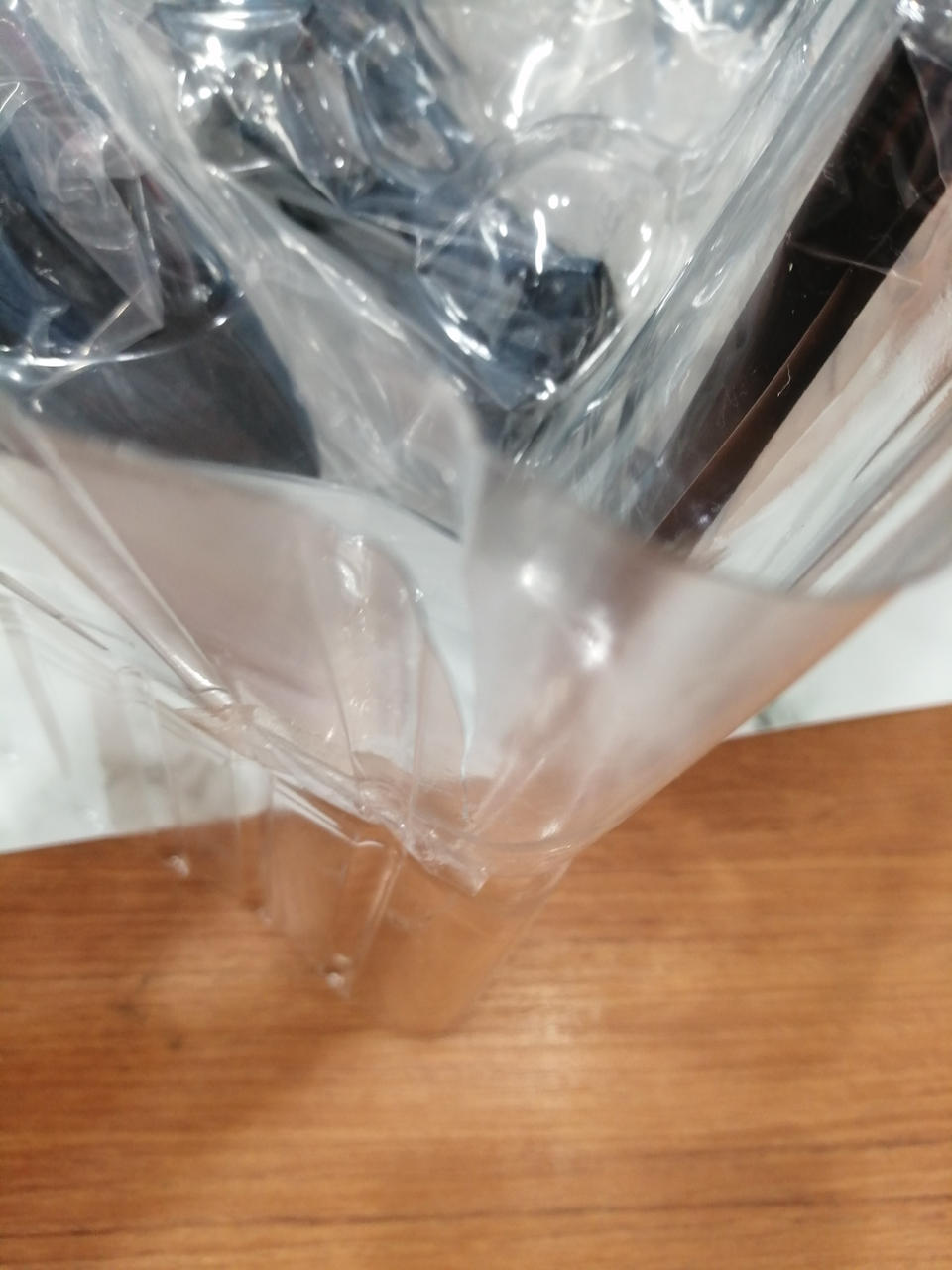 ブリスター破損