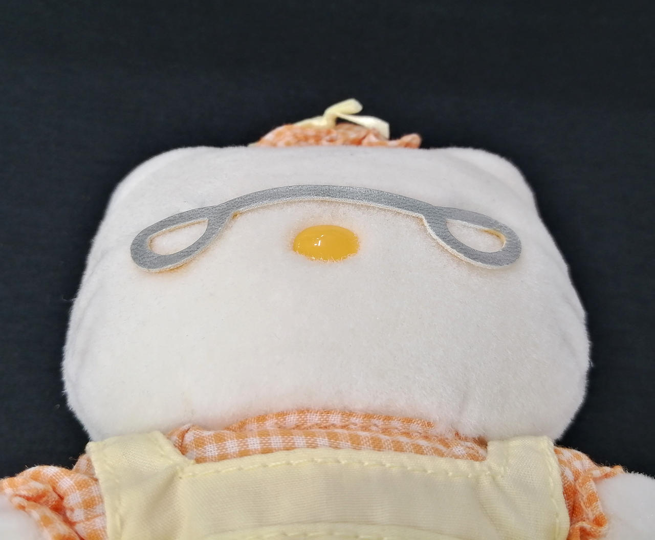 メガネ接着剤変色