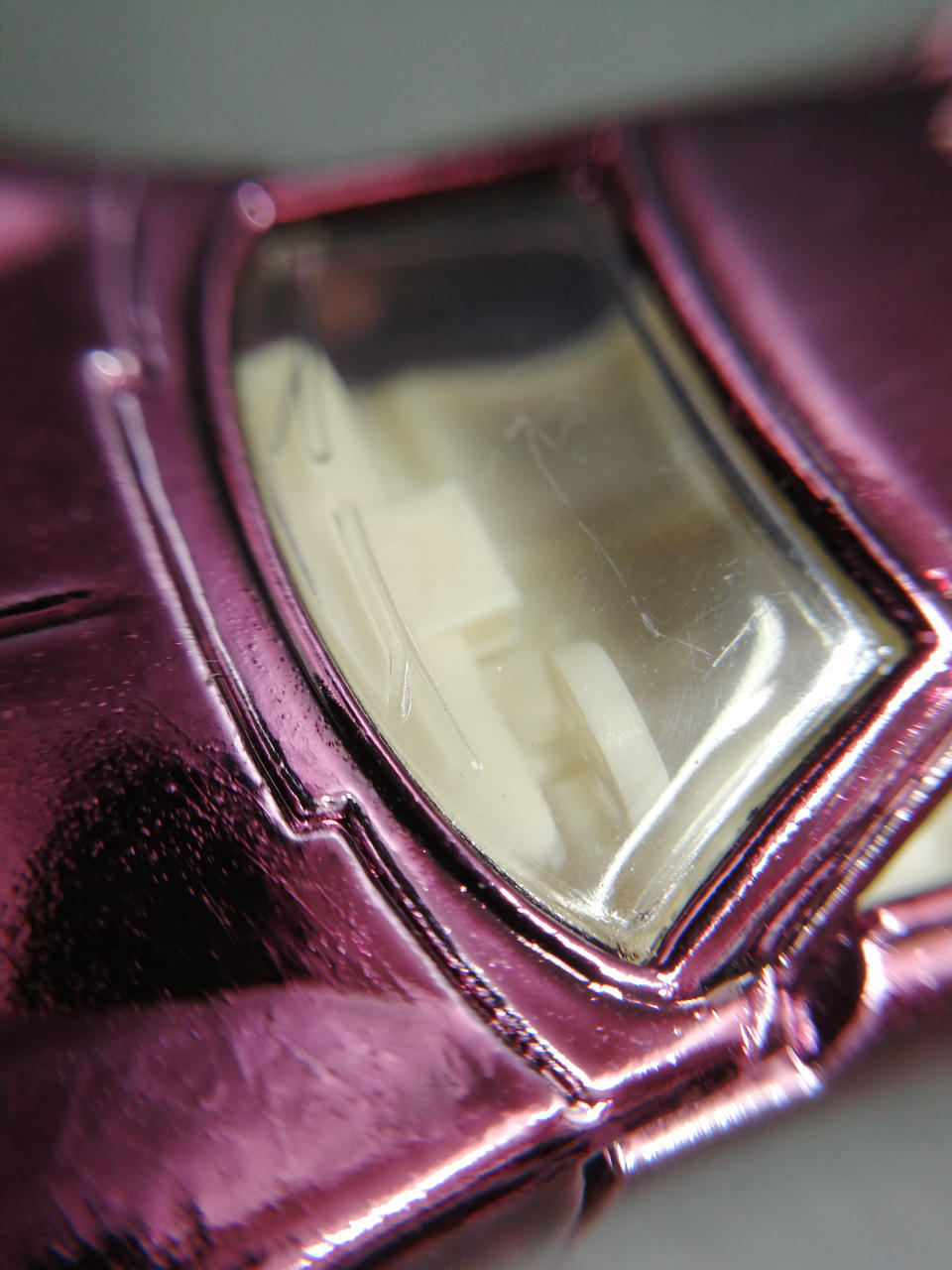 クリア部分キズあり