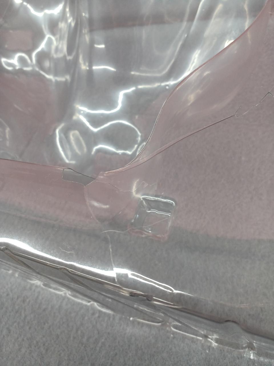 ブリスター破損箇所です