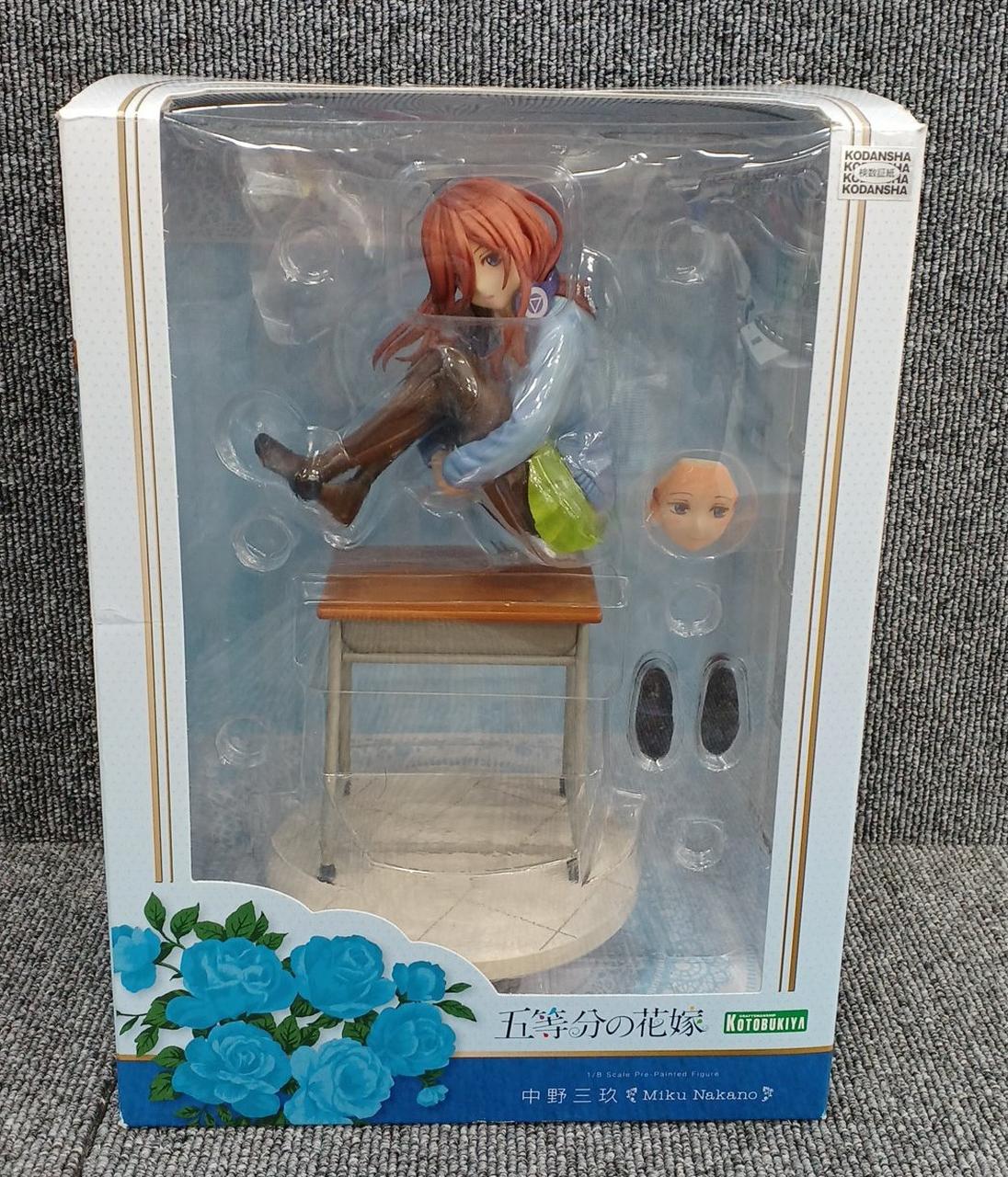 1/8スケールフィギュア