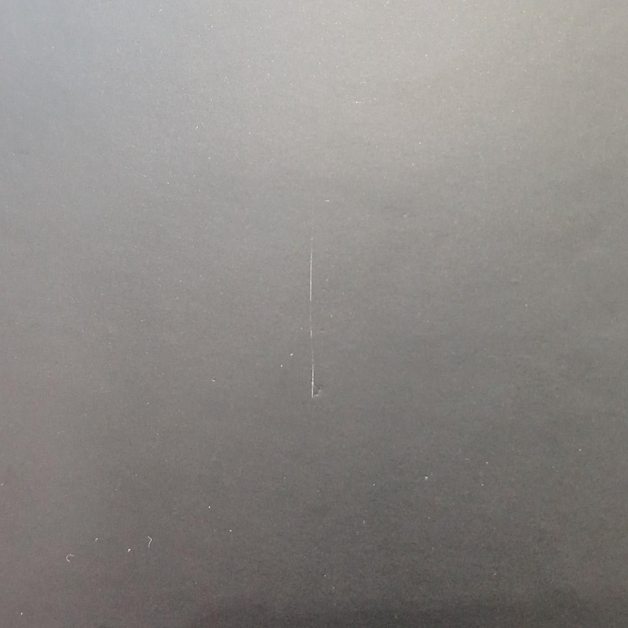 パッケージに傷みあります