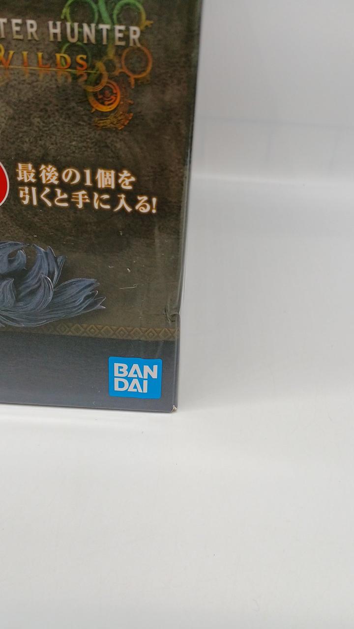 外箱イタミあり