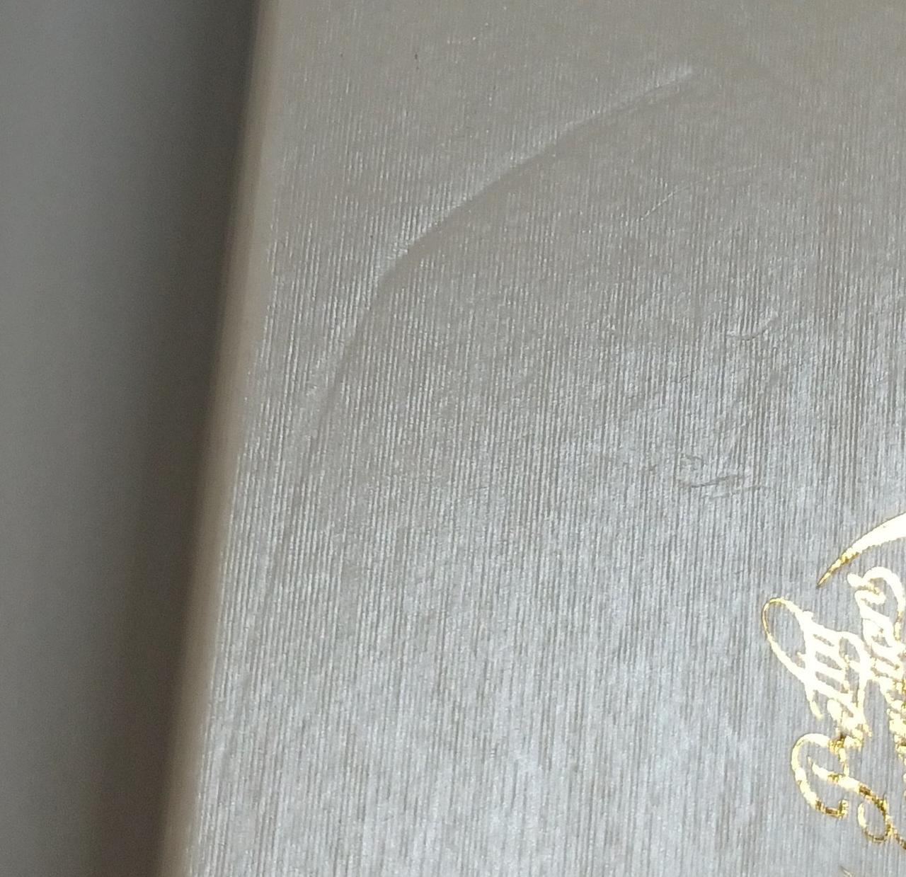 外箱イタミあり