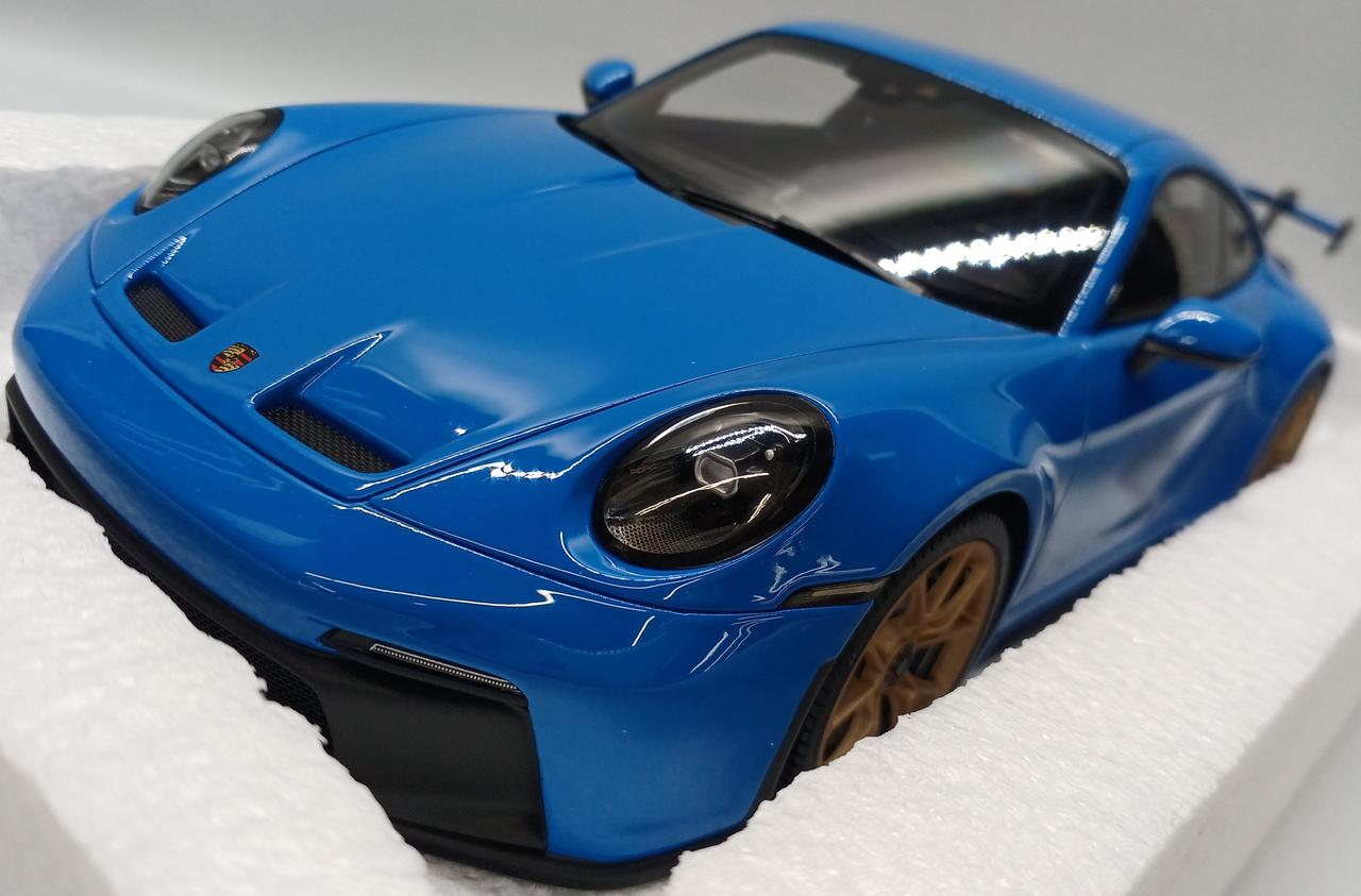 1/18 PORSCHE 911(992) GT3