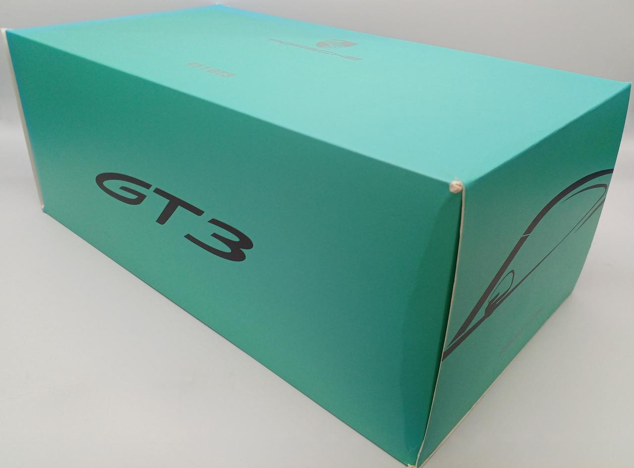 外箱日焼けイタミあり