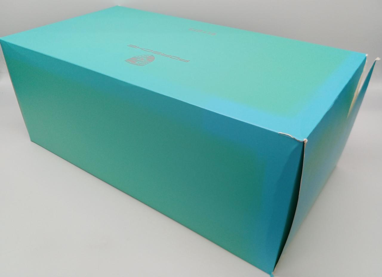 外箱日焼けイタミあり