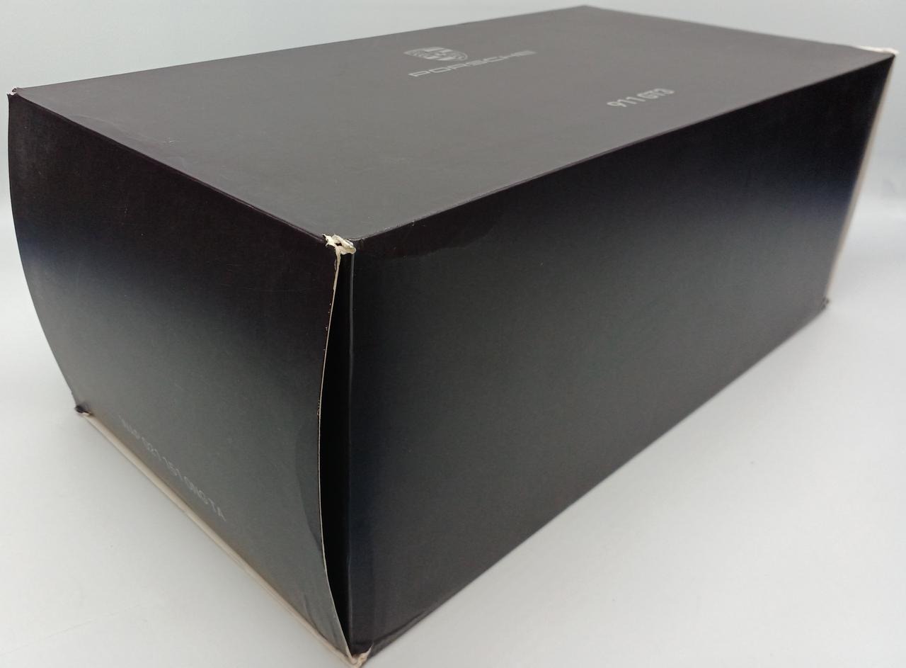 外箱イタミあり