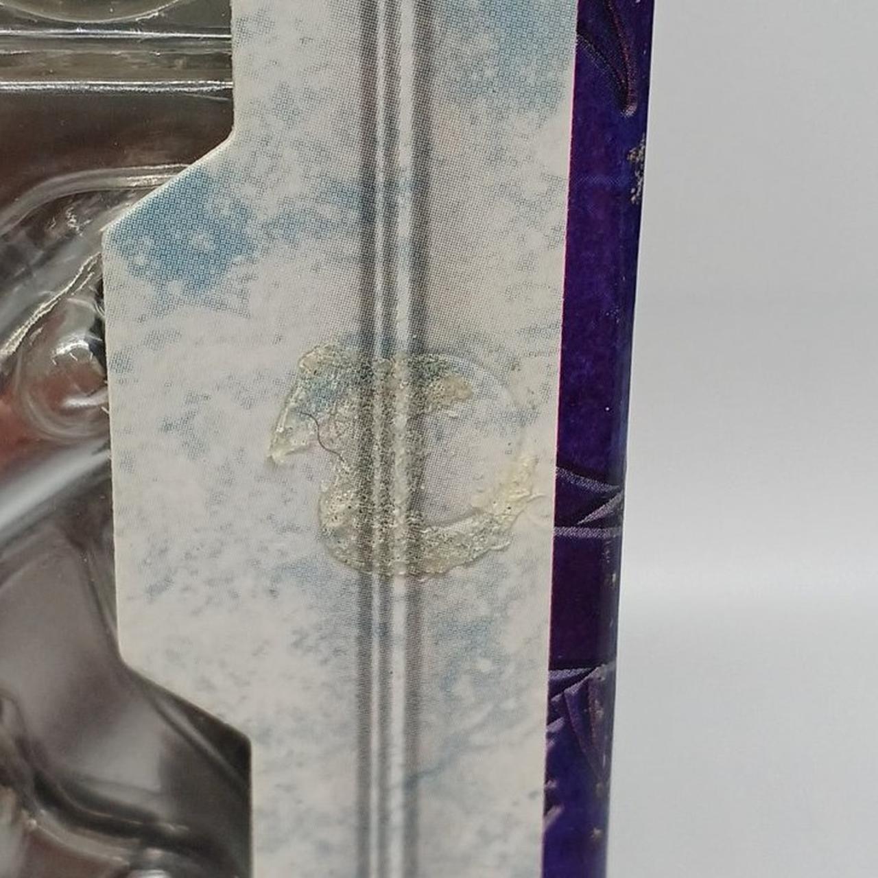 マジックテープ剥がれてます