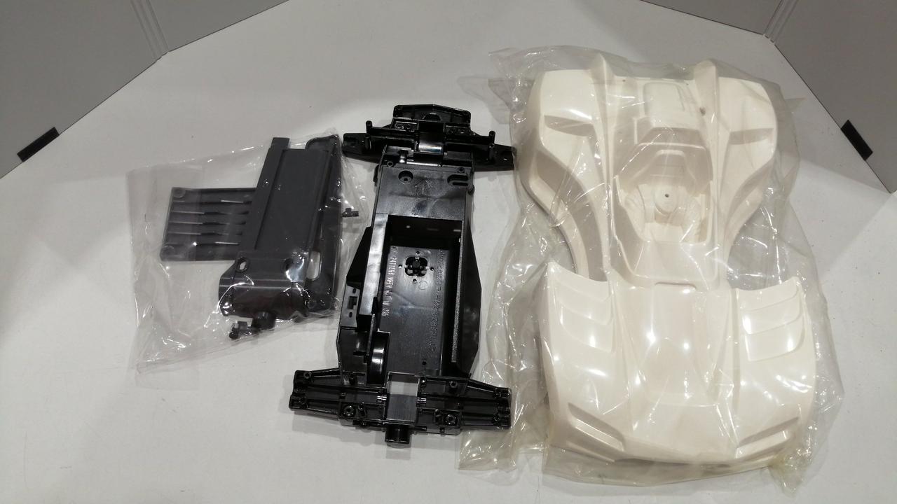 タミヤ 型番：ボルテックファイター 1/10電動RC4WDレーサー 車